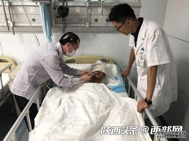 西安男博士讲述被熊袭击后自救过程：报警、止血、找水源